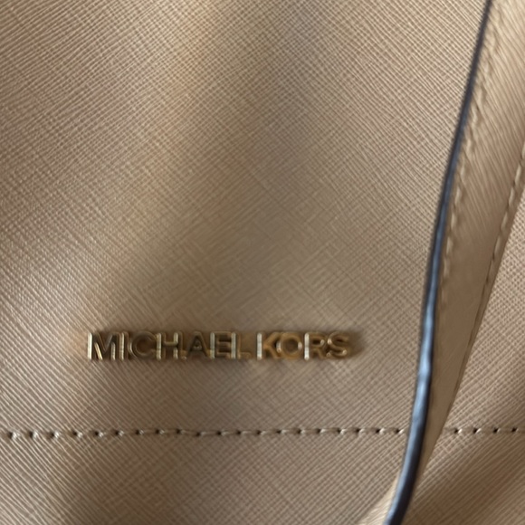Michael Kors Leather Handbag NWOT - Picture 5 of 15